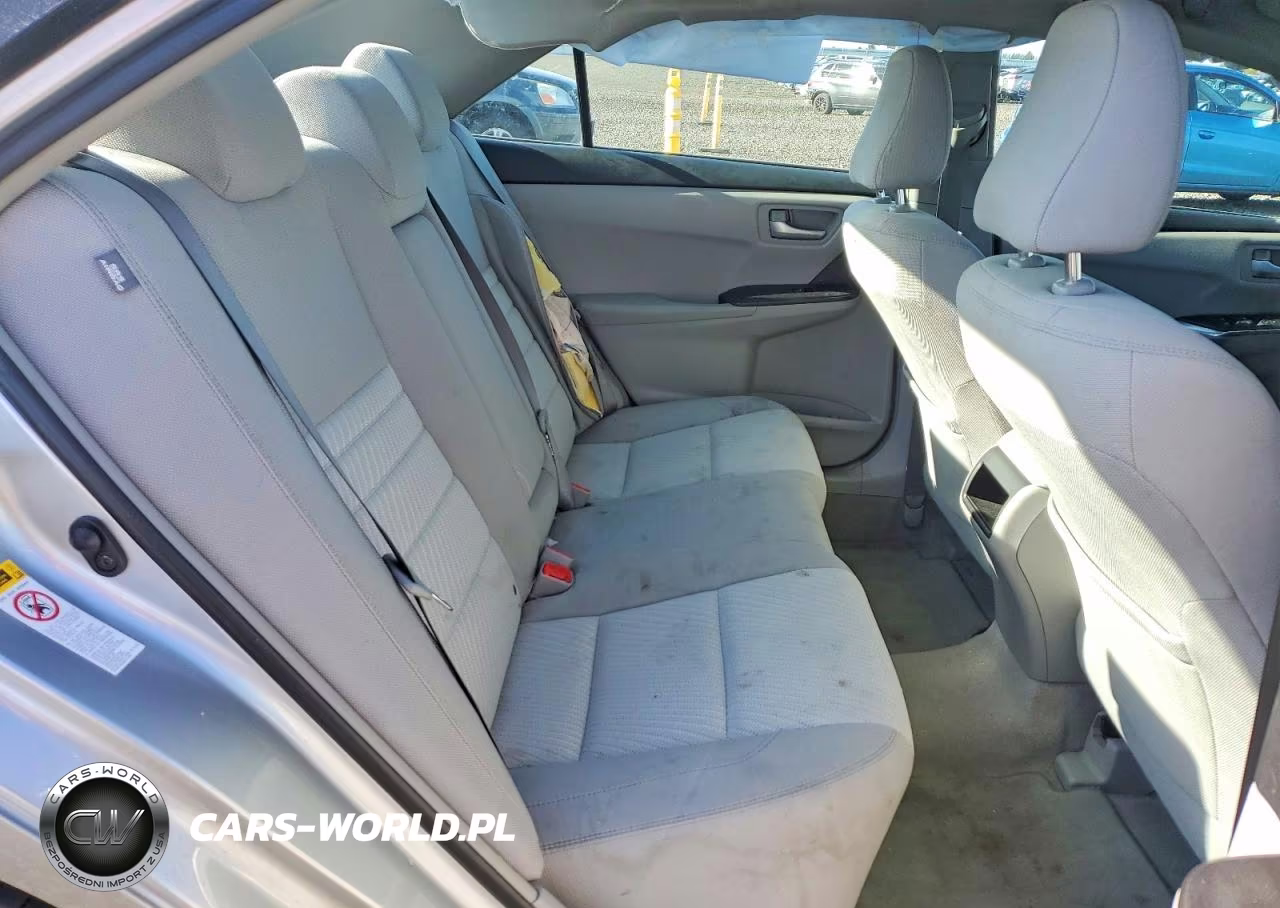 2016 Toyota Camry Hybrid Le VIN:4T1BD1FK1GU188716 - 10