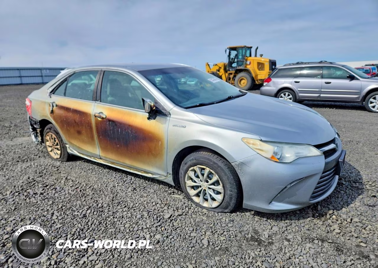 2016 Toyota Camry Hybrid Le VIN:4T1BD1FK1GU188716 - 4