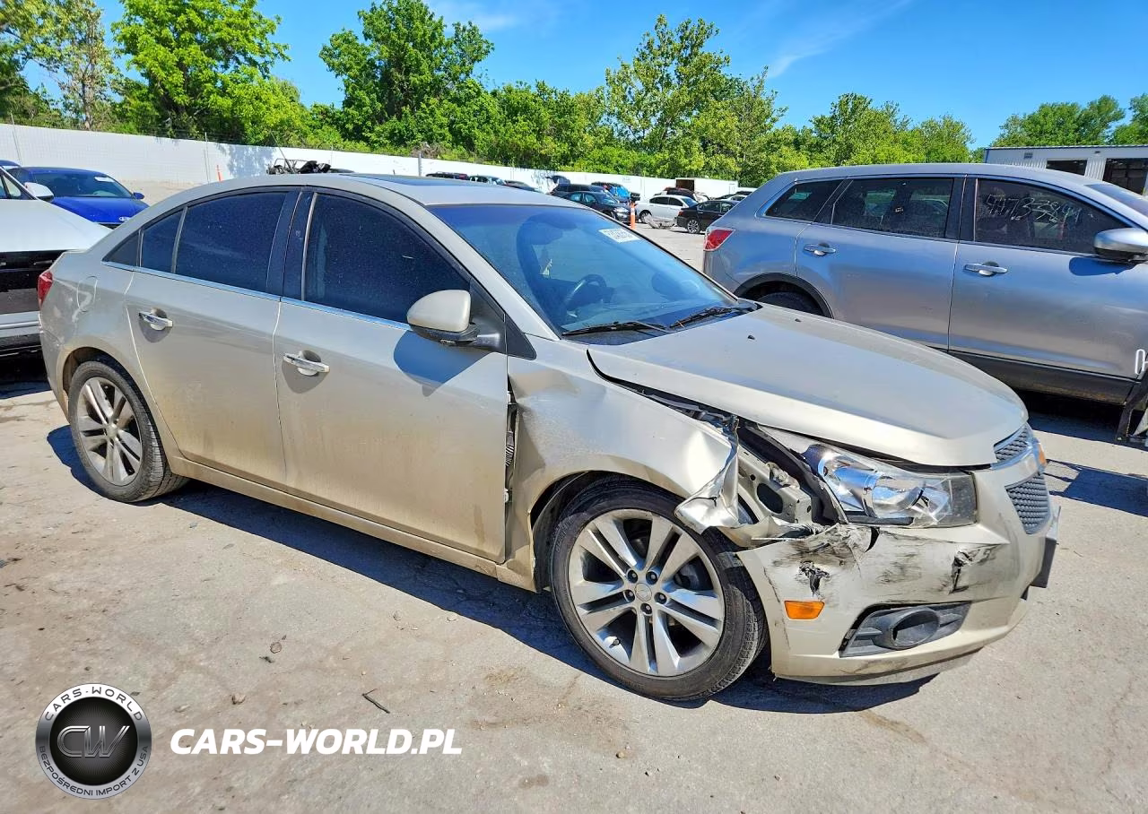 2013 Chevrolet Cruze Ltz VIN:1G1PG5SB4D7145764 - 4