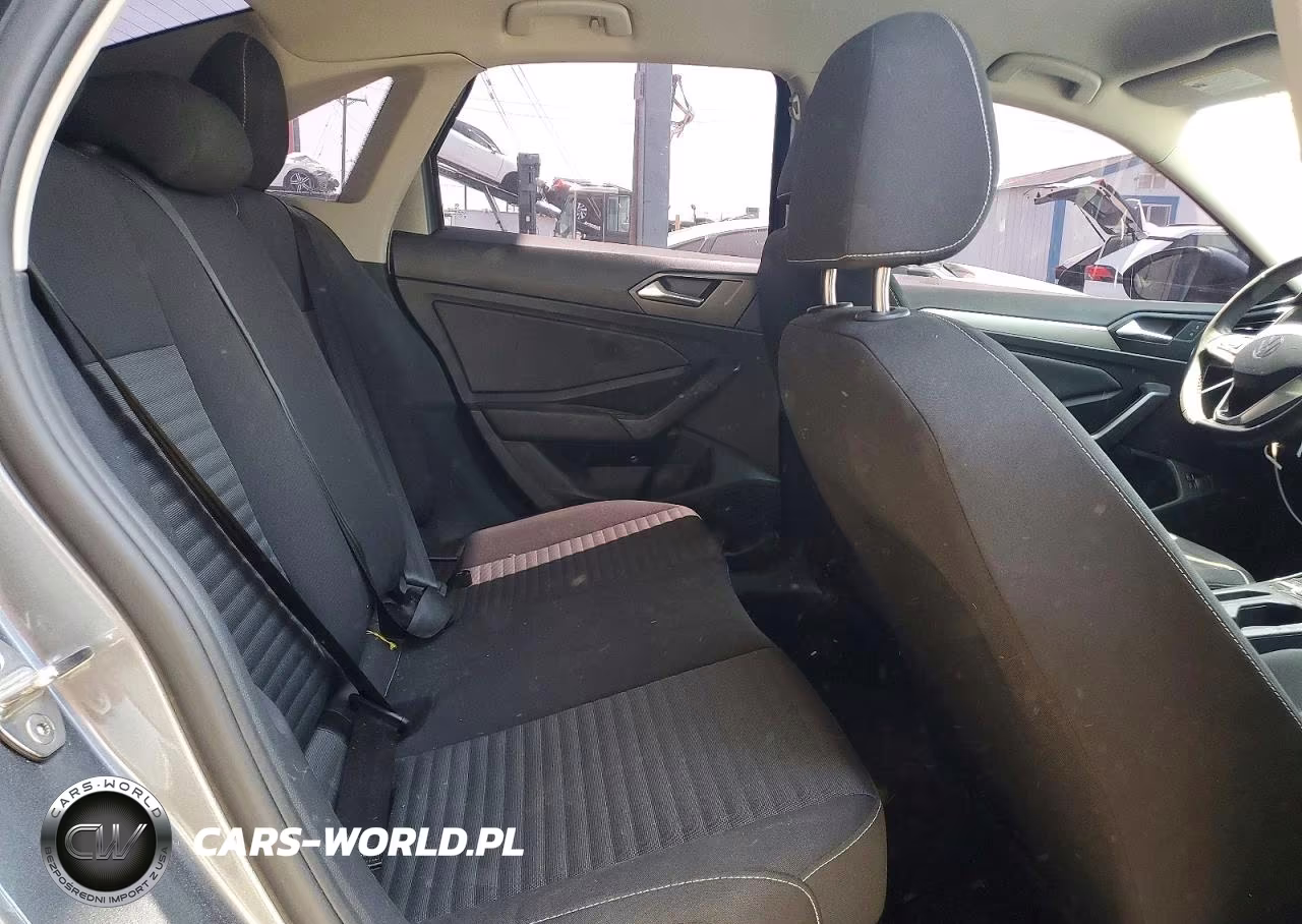 2024 Volkswagen Jetta S VIN:3VW5M7BU8RM102690 - 10