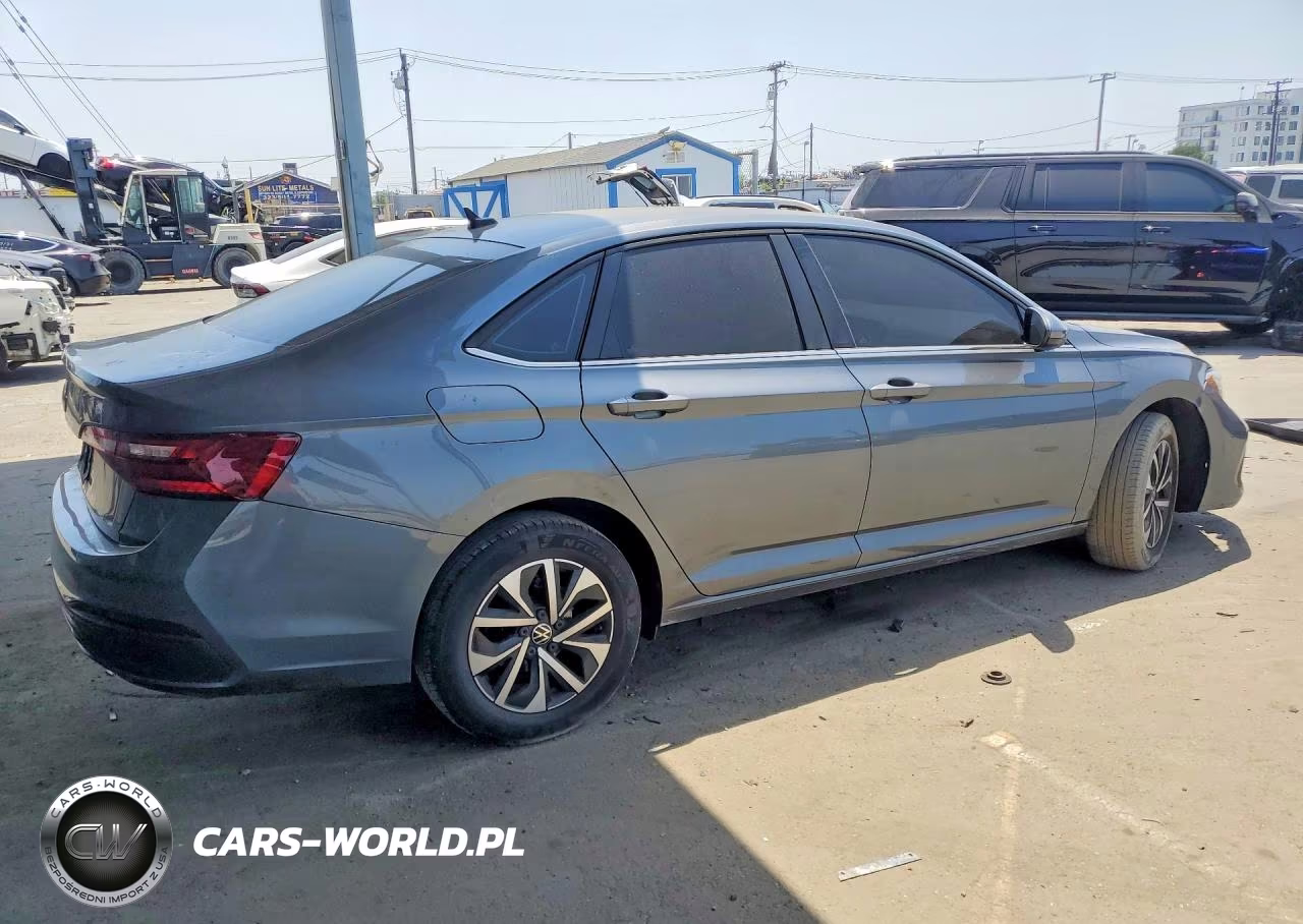 2024 Volkswagen Jetta S VIN:3VW5M7BU8RM102690 - 3