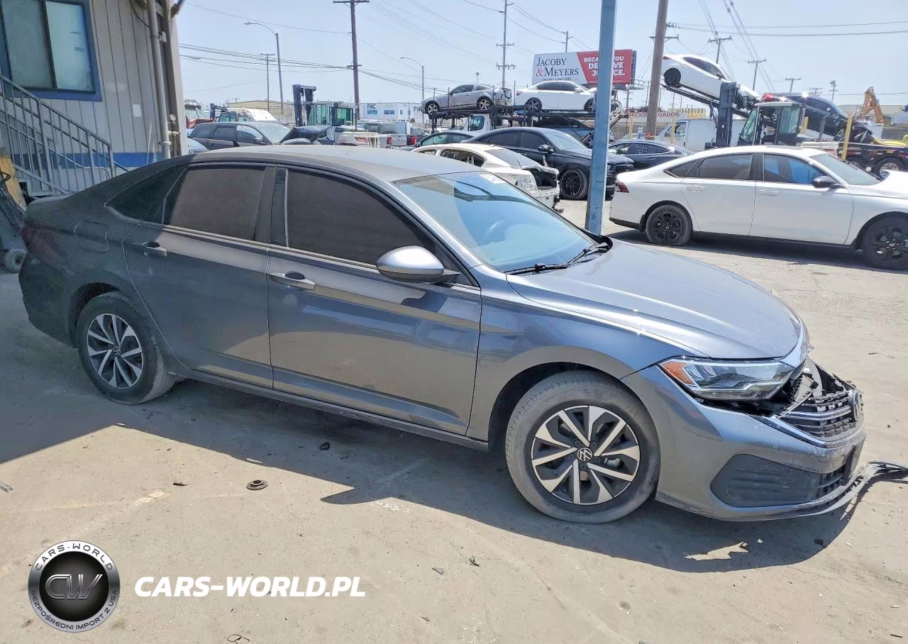 2024 Volkswagen Jetta S VIN:3VW5M7BU8RM102690 - 4