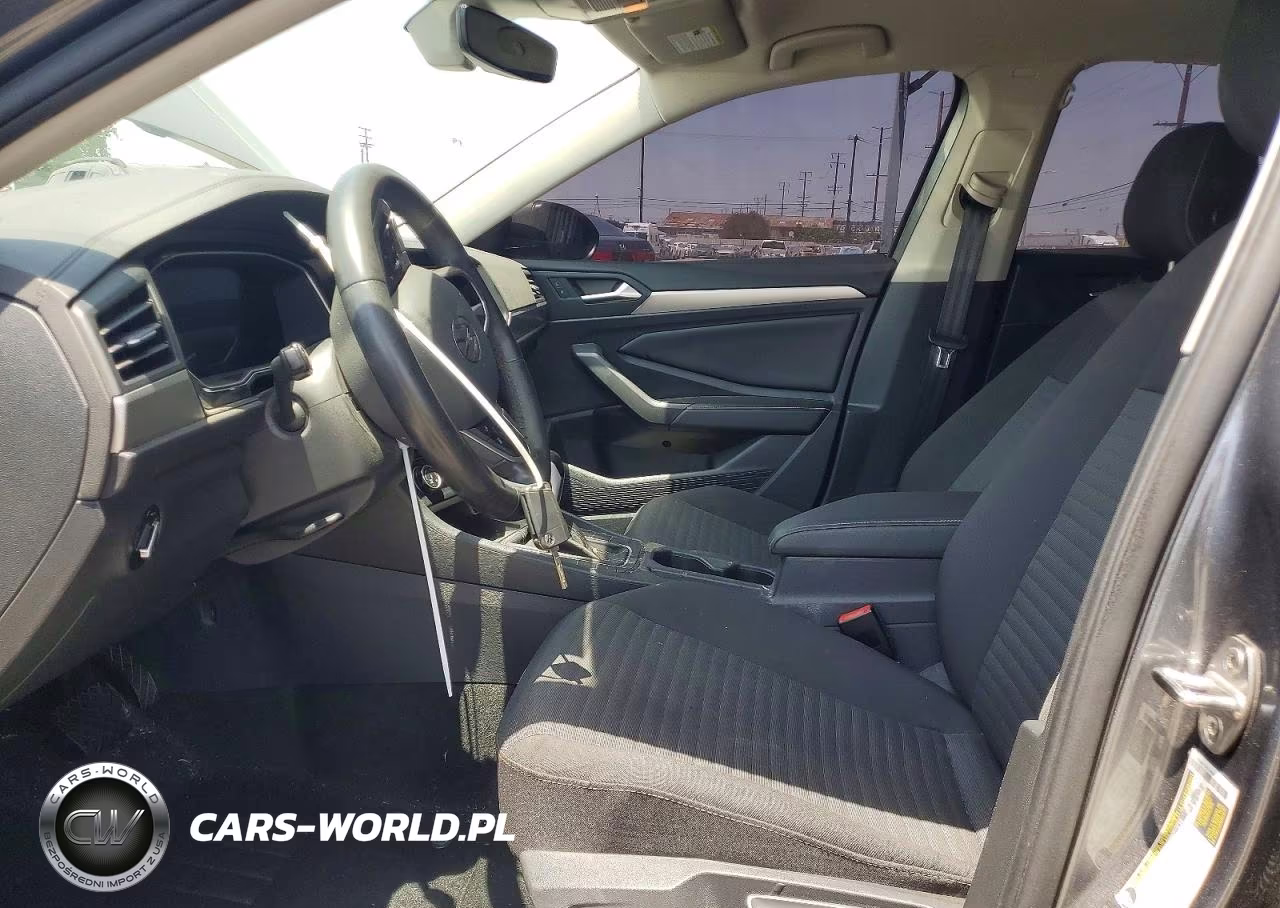 2024 Volkswagen Jetta S VIN:3VW5M7BU8RM102690 - 7