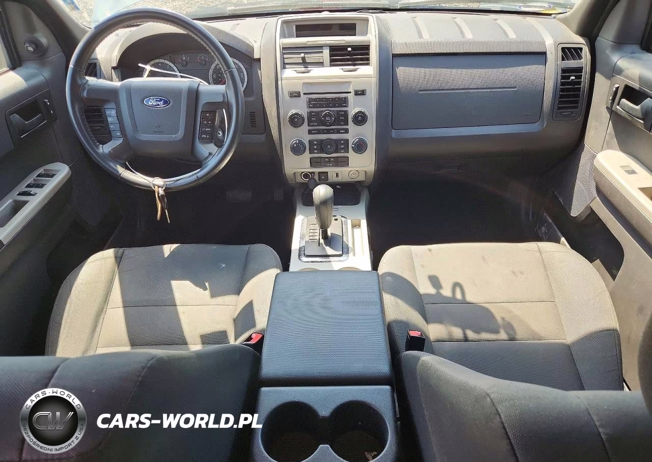 2010 Ford Escape Xlt VIN:1FMCU0D75AKD45809 - 8