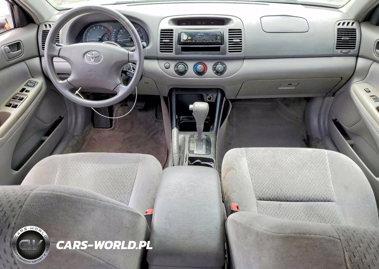 2003 Toyota Camry Le VIN:4T1BE32K63U167143 - 8