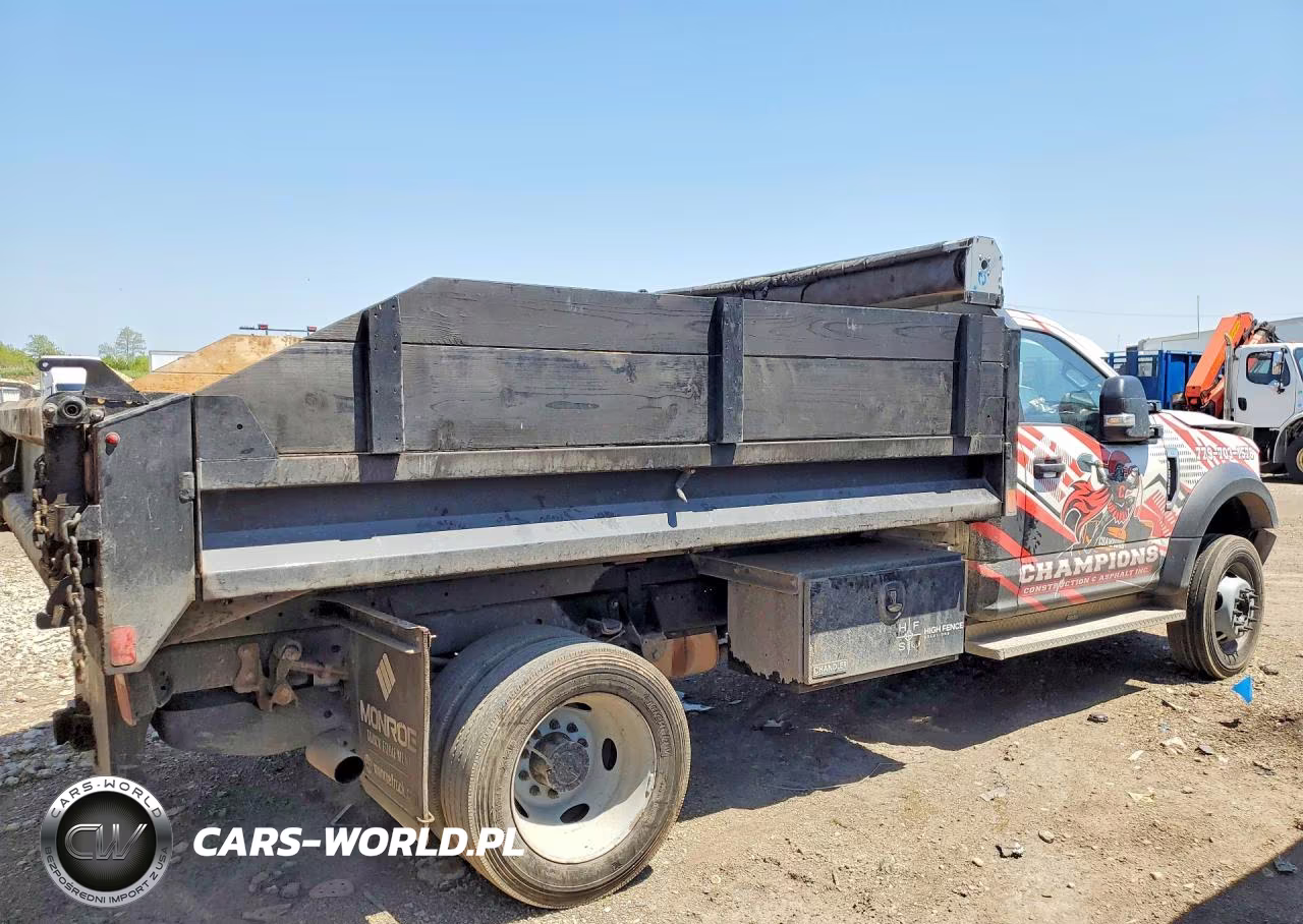 2017 Ford F550 Super Duty Dump Truck VIN:1FDUF5HY1HEE37068 - 3