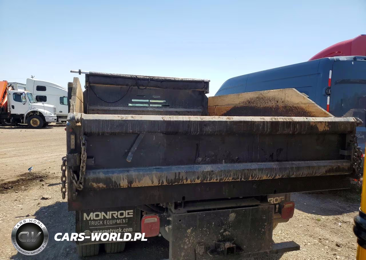 2017 Ford F550 Super Duty Dump Truck VIN:1FDUF5HY1HEE37068 - 6