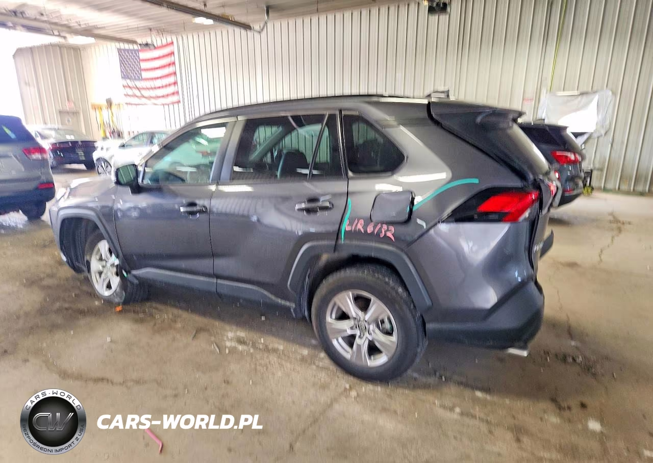 2023 Toyota Rav4 Xle VIN:2T3P1RFV3PW353289 - 2