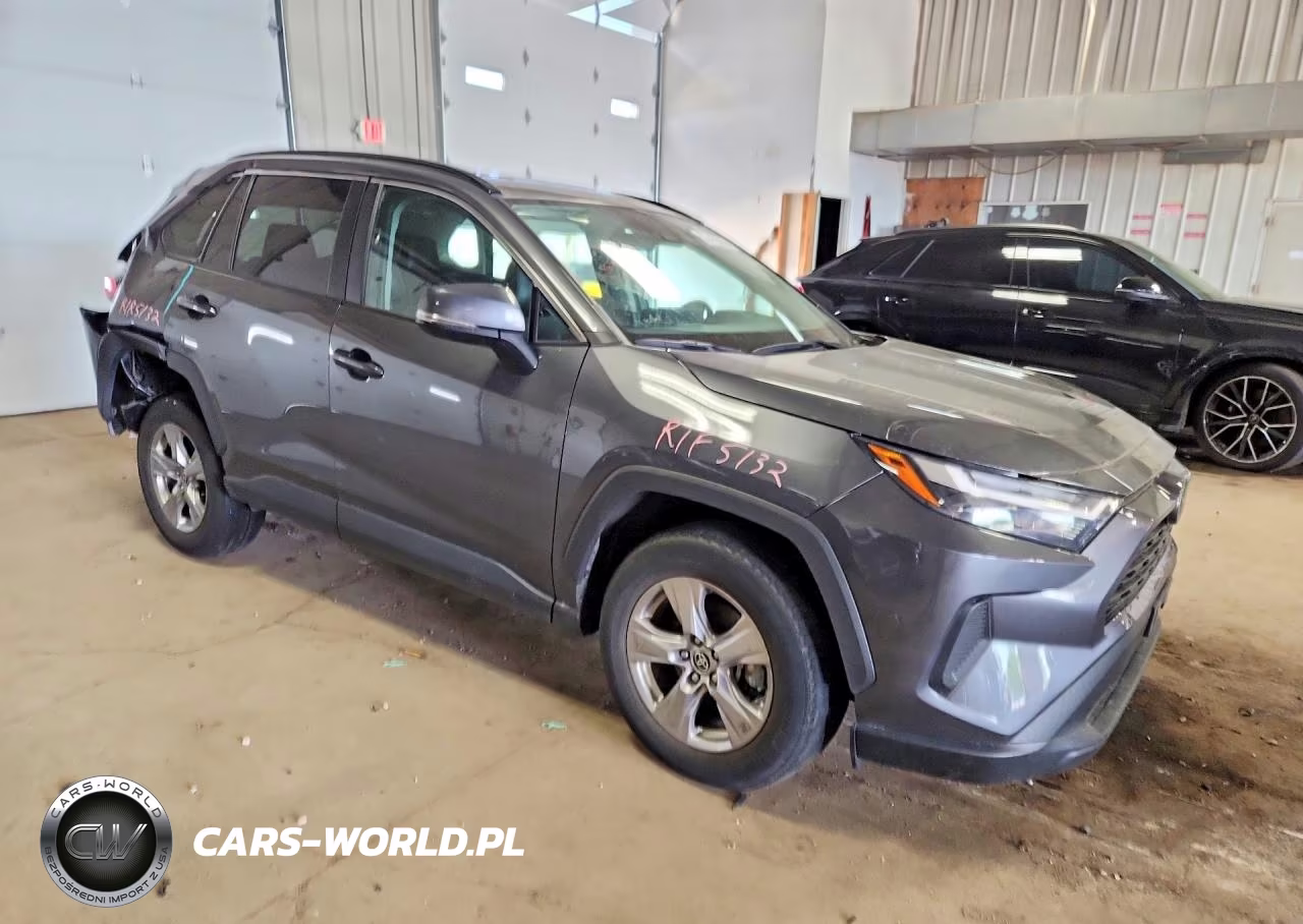 2023 Toyota Rav4 Xle VIN:2T3P1RFV3PW353289 - 4