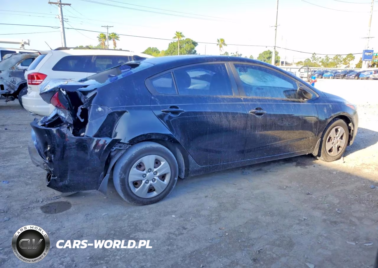 2017 Kia Forte Lx VIN:3KPFK4A70HE119855 - 3