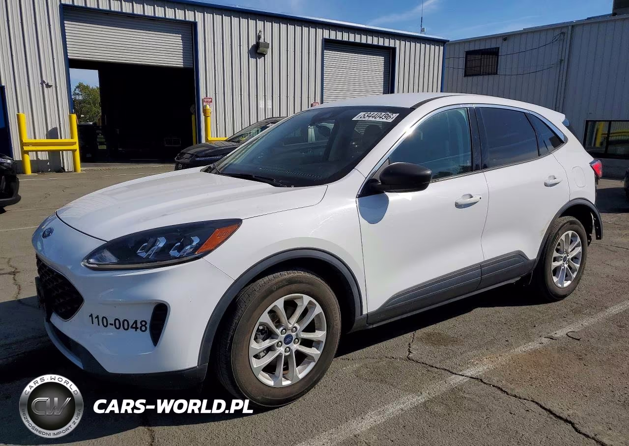 2022 Ford Escape Se