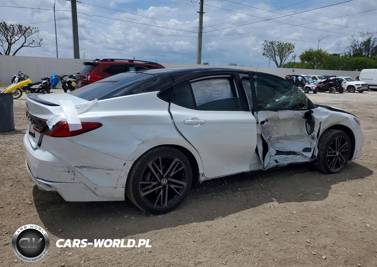 2025 Toyota Camry Xse VIN:4T1DAACK9SU005710 - 3