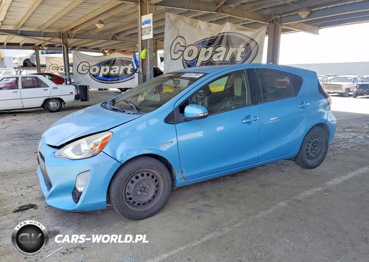 2015 Toyota Prius C One