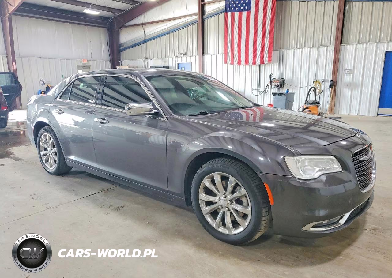 2016 Chrysler 300C VIN:2C3CCAKG0GH224870 - 4