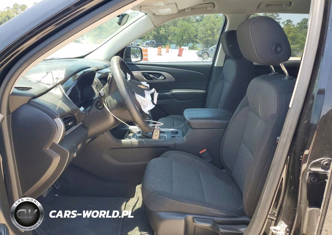 2019 Chevrolet Traverse Ls VIN:1GNERFKW9KJ121937 - 7