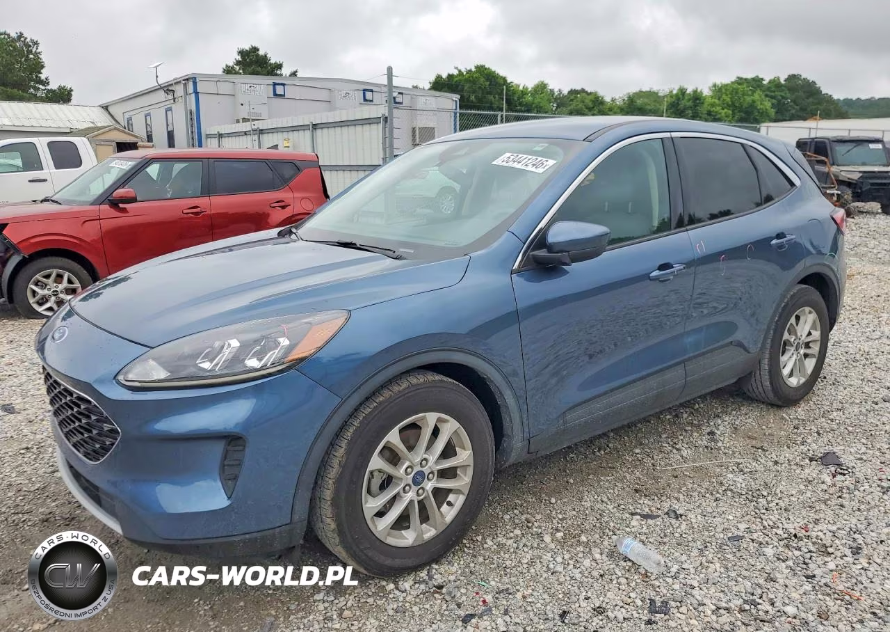 2020 Ford Escape Se