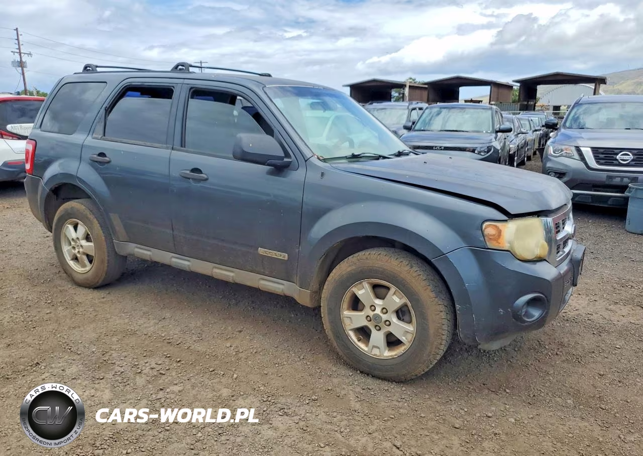 2008 Ford Escape Xls VIN:1FMCU92Z58KB85451 - 4
