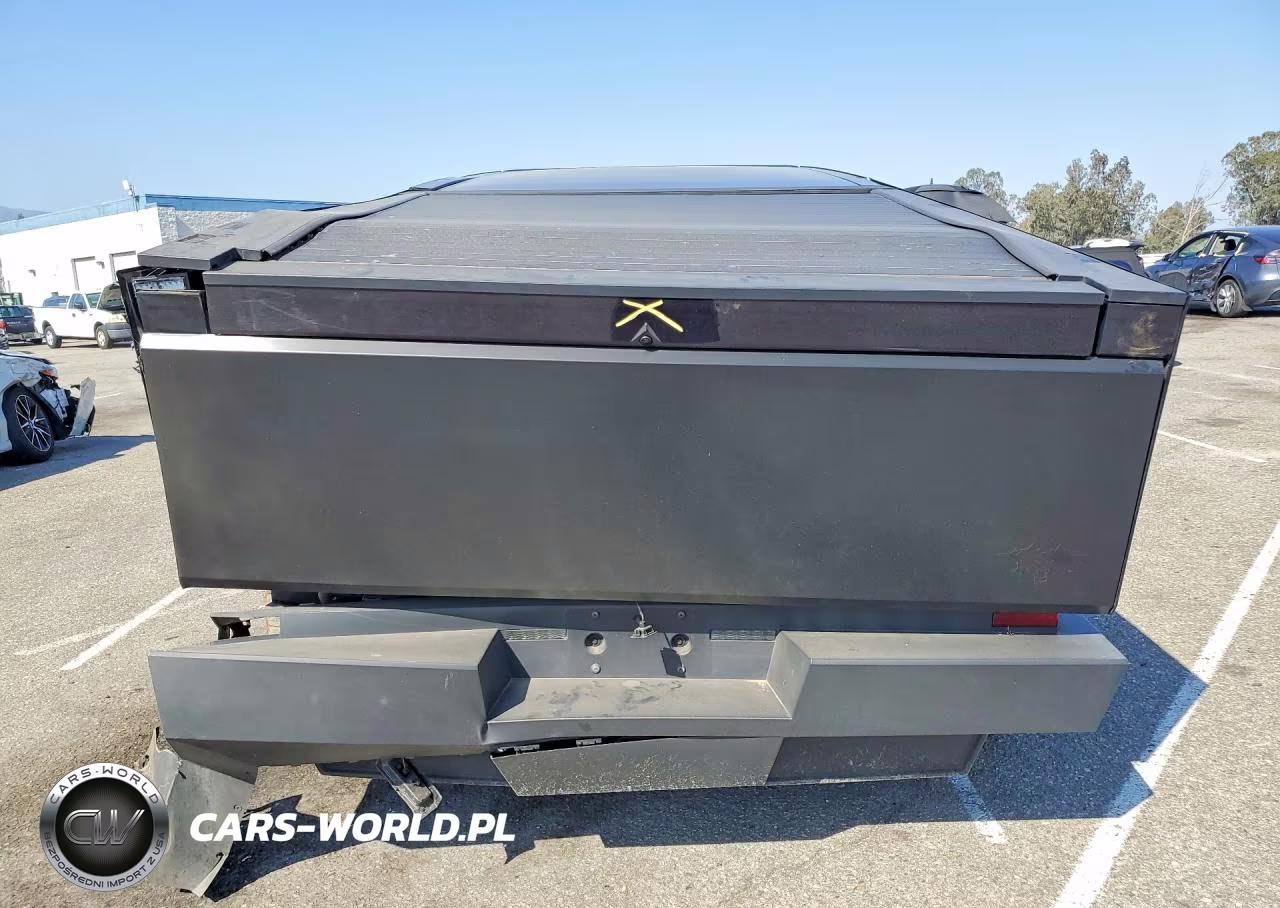 2024 Tesla Cybertruck VIN:7G2CEHEE3RA035674 - 6
