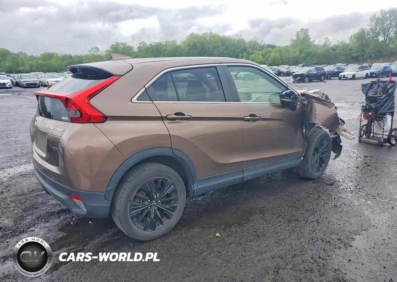 2019 Mitsubishi Eclipse Cross Le VIN:JA4AT4AA6KZ001835 - 3