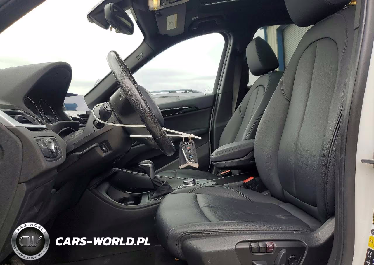 2019 BMW X1 xDrive28I VIN:WBXHT3C51K5L90294 - 7