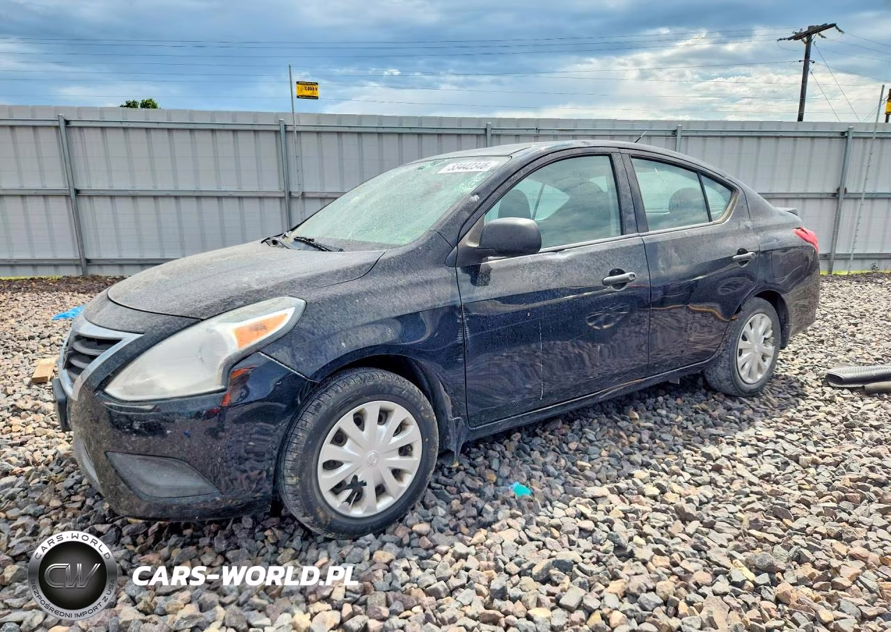 2015 Nissan Versa 1.6 S Plus