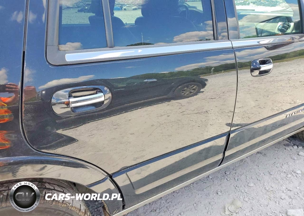 2015 Ford Expedition Platinum VIN:1FMJU1MT1FEF42878 - 10