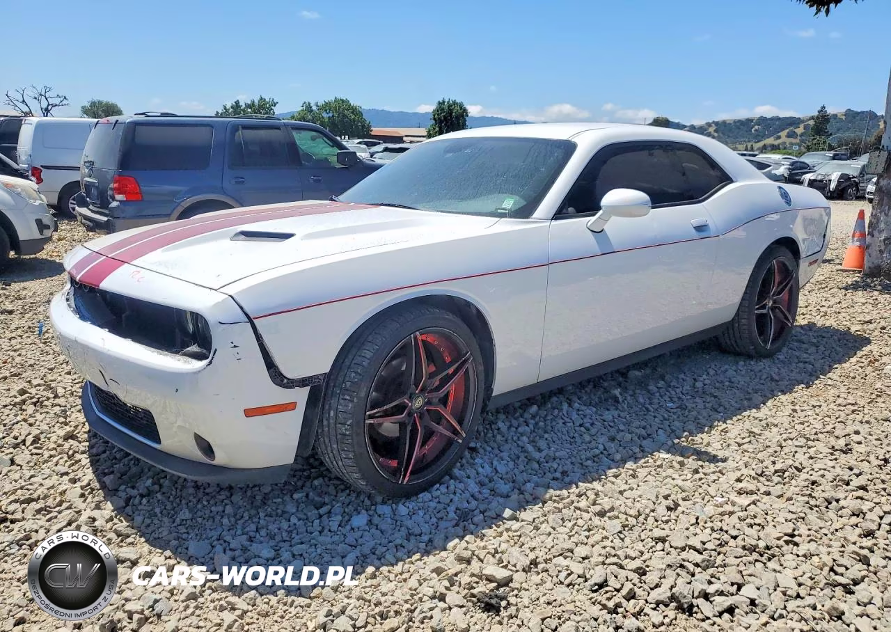 2015 Dodge Challenger Sxt