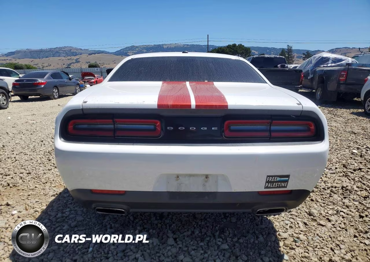 2015 Dodge Challenger Sxt VIN:2C3CDZAGXFH788778 - 6