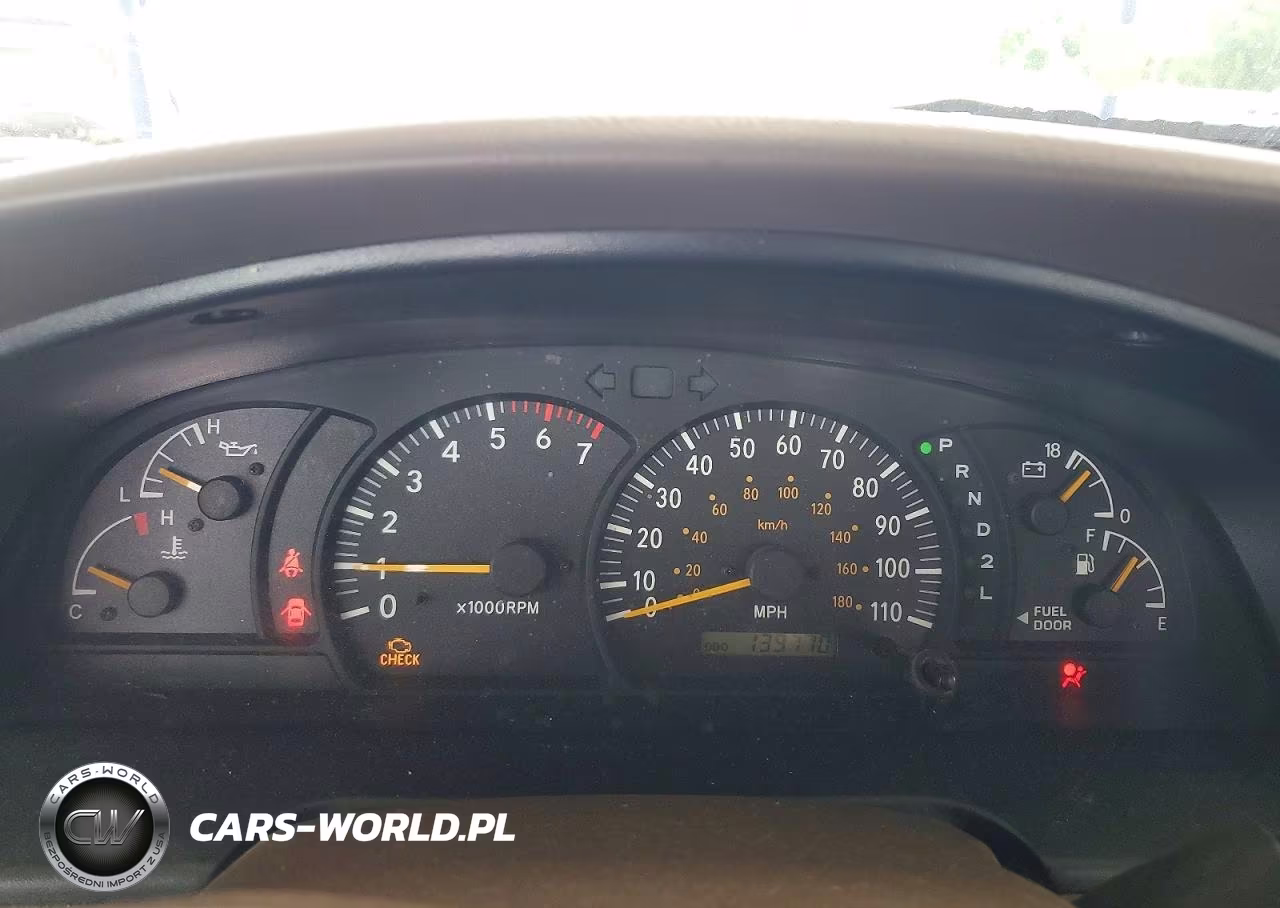 2003 Toyota Tundra Access Cab Limited VIN:5TBRT381X3S349822 - 9