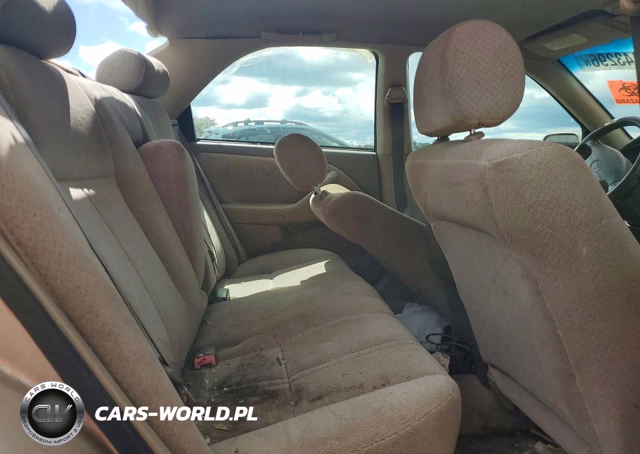 2000 Toyota Camry Le VIN:4T1BG22K7YU005100 - 10