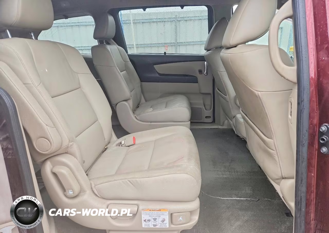 2016 Honda Odyssey Touring VIN:5FNRL5H96GB044921 - 10