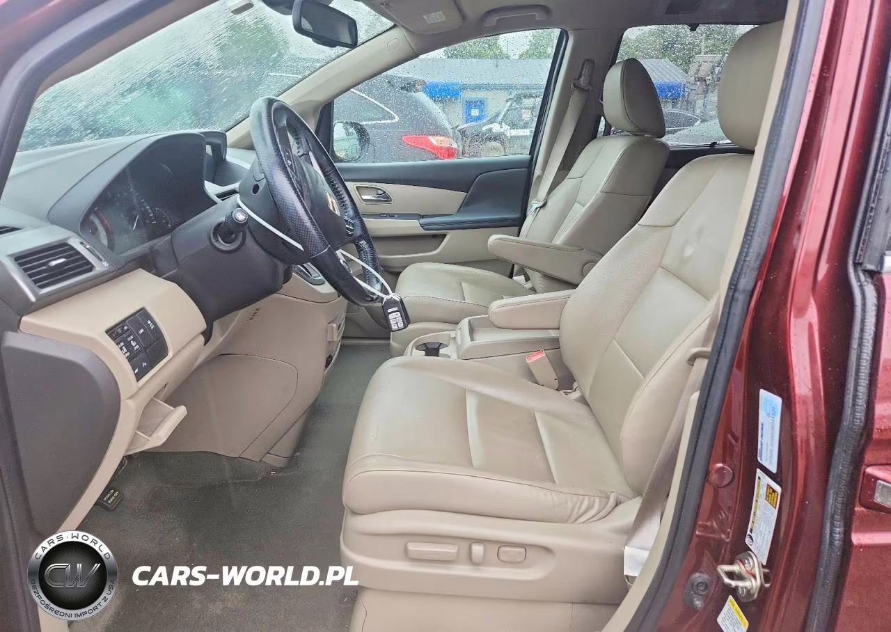 2016 Honda Odyssey Touring VIN:5FNRL5H96GB044921 - 7