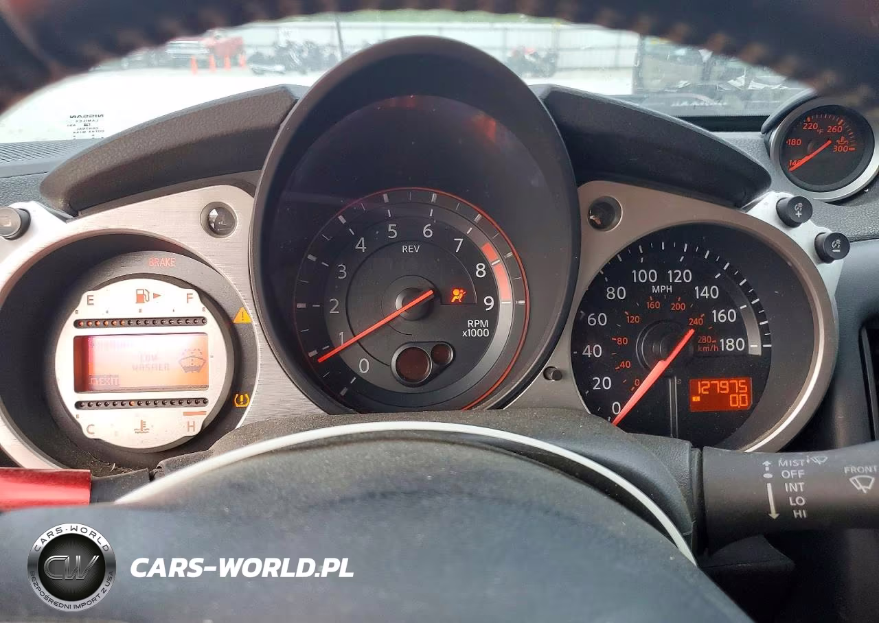 2011 Nissan 370Z Base VIN:JN1AZ4EH3BM551618 - 9