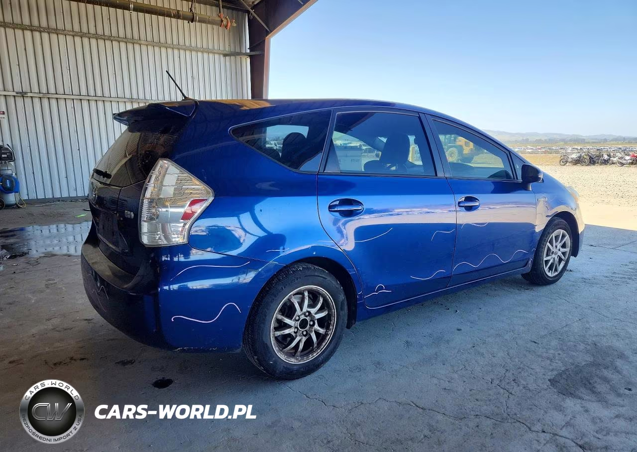 2014 Toyota Prius V Three VIN:JTDZN3EU9E3364218 - 3