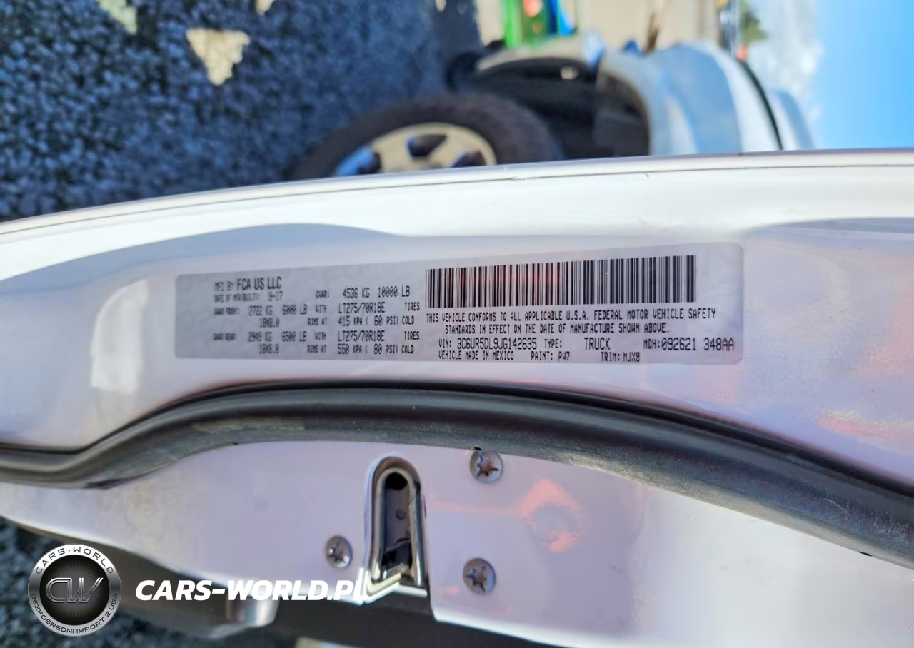 2018 Ram 2500 Slt VIN:3C6UR5DL9JG142635 - 12