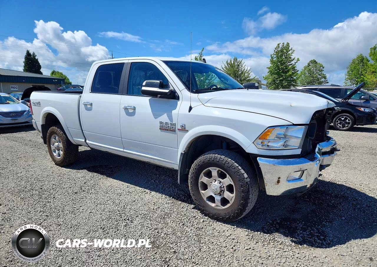 2018 Ram 2500 Slt VIN:3C6UR5DL9JG142635 - 4