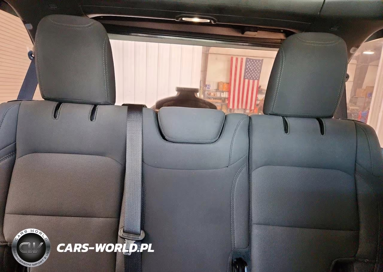 2022 Jeep Wrangler Unlimited Sport VIN:1C4HJXDG5NW165529 - 10