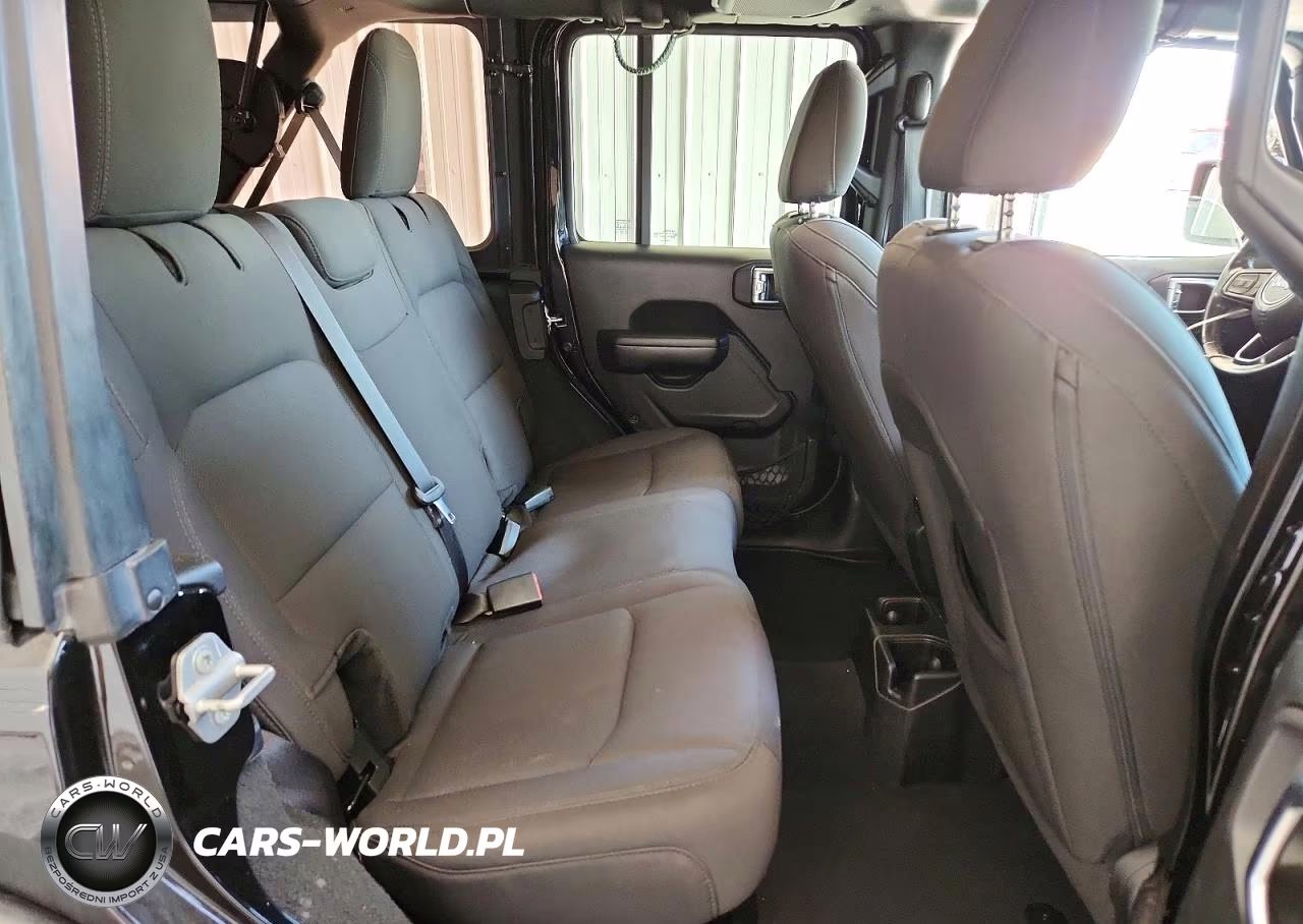 2022 Jeep Wrangler Unlimited Sport VIN:1C4HJXDG5NW165529 - 11