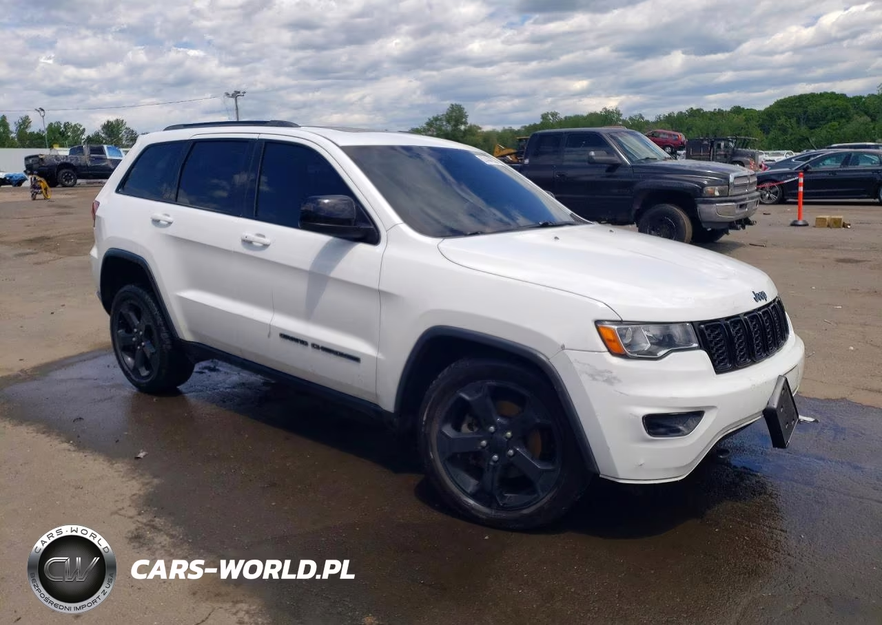 2018 Jeep Grand Cherokee Laredo VIN:1C4RJFAG3JC467223 - 4