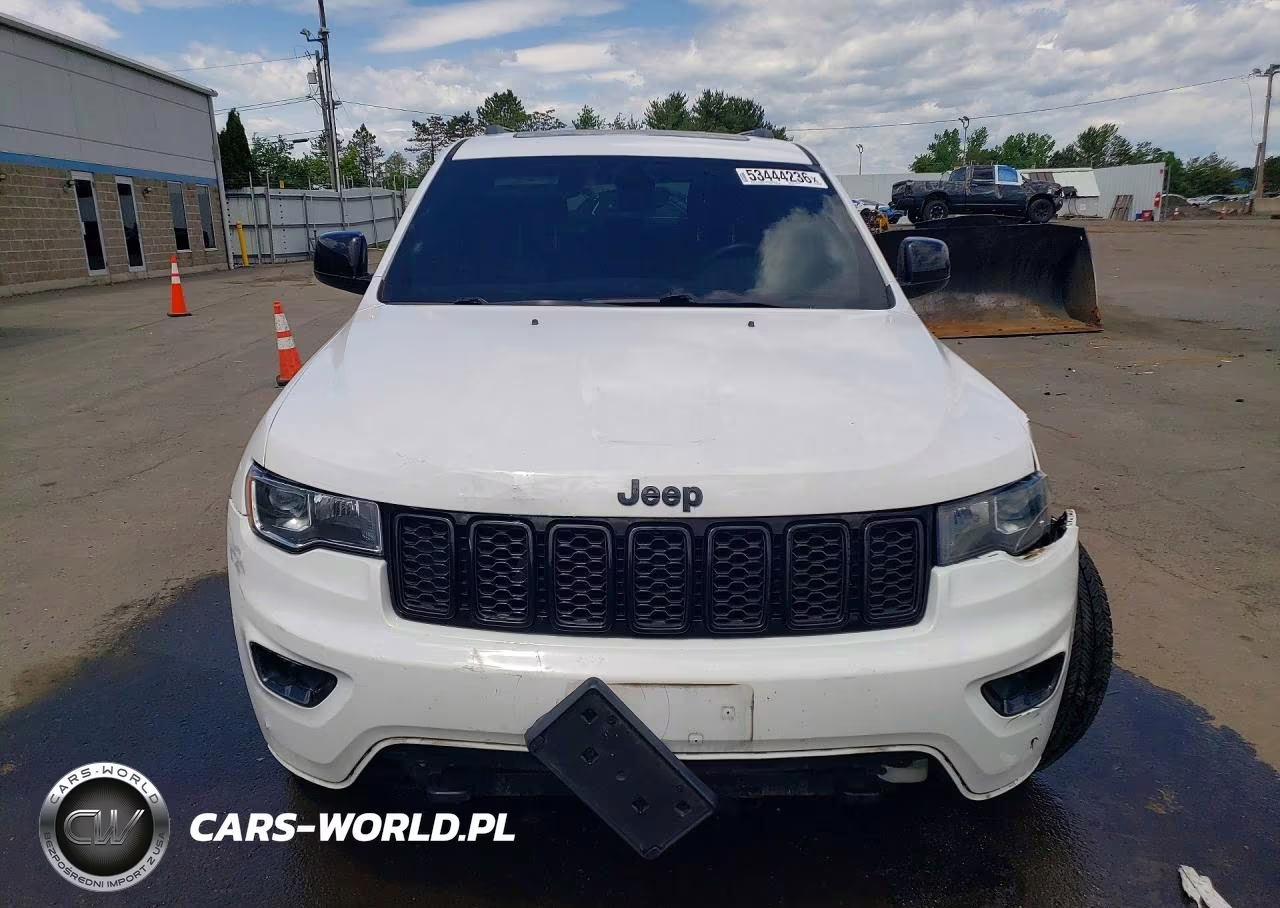 2018 Jeep Grand Cherokee Laredo VIN:1C4RJFAG3JC467223 - 5