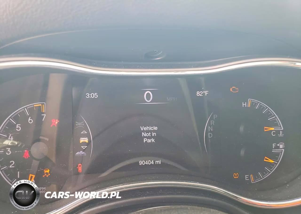 2018 Jeep Grand Cherokee Laredo VIN:1C4RJFAG3JC467223 - 9
