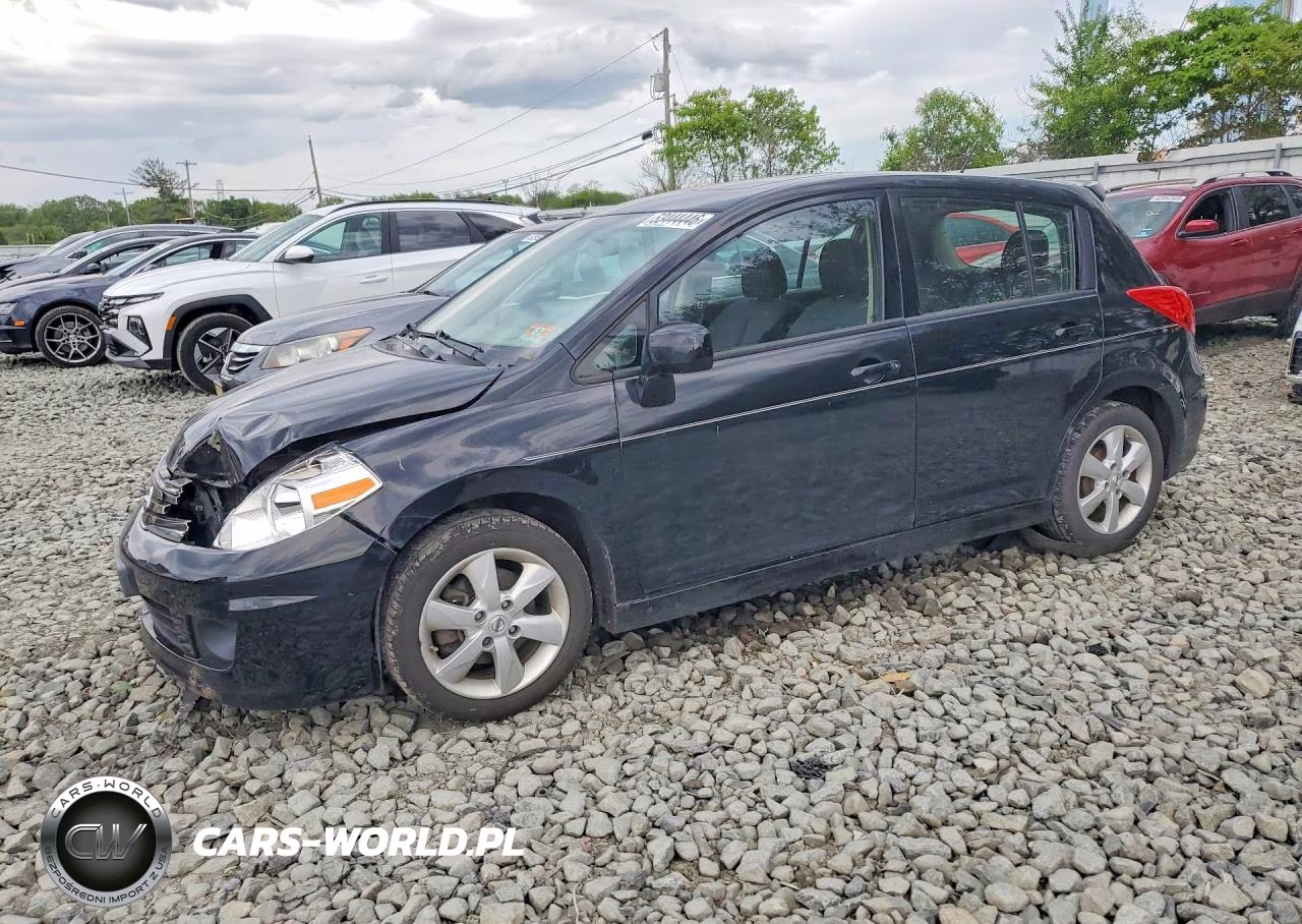 2011 Nissan Versa 1.8 S