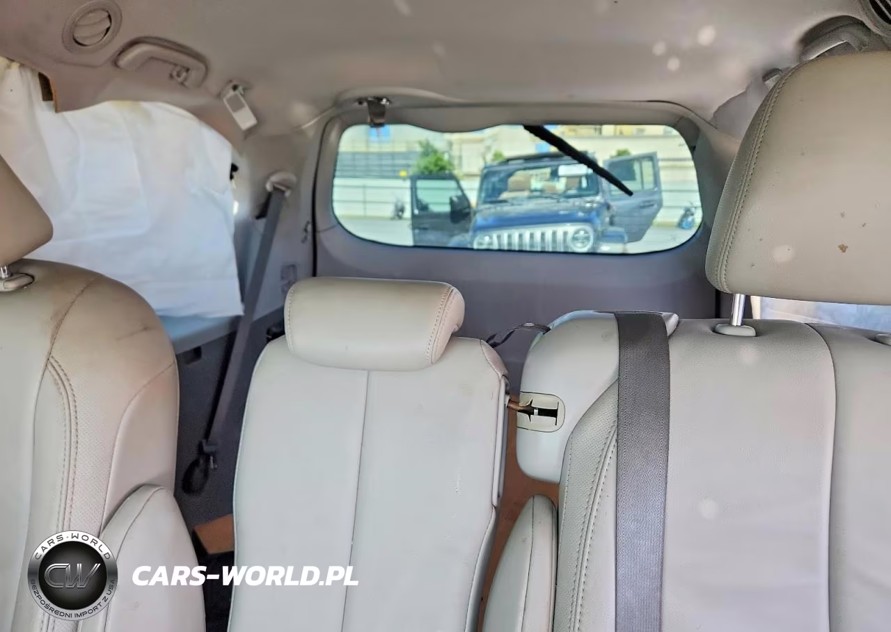 2013 Toyota Sienna Xle 8-Passenger VIN:5TDYK3DCXDS317371 - 10