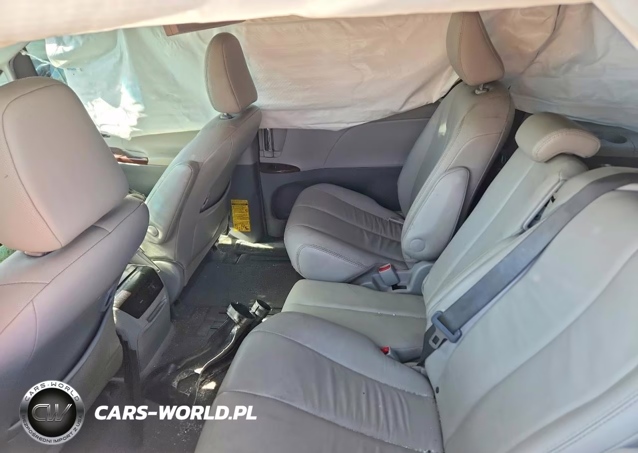 2013 Toyota Sienna Xle 8-Passenger VIN:5TDYK3DCXDS317371 - 11