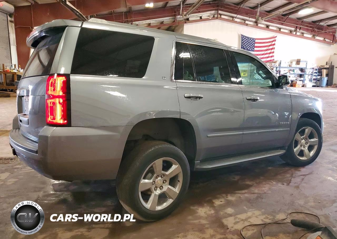 2019 Chevrolet Tahoe K1500 Lt VIN:1GNSKBKC1KR284203 - 3