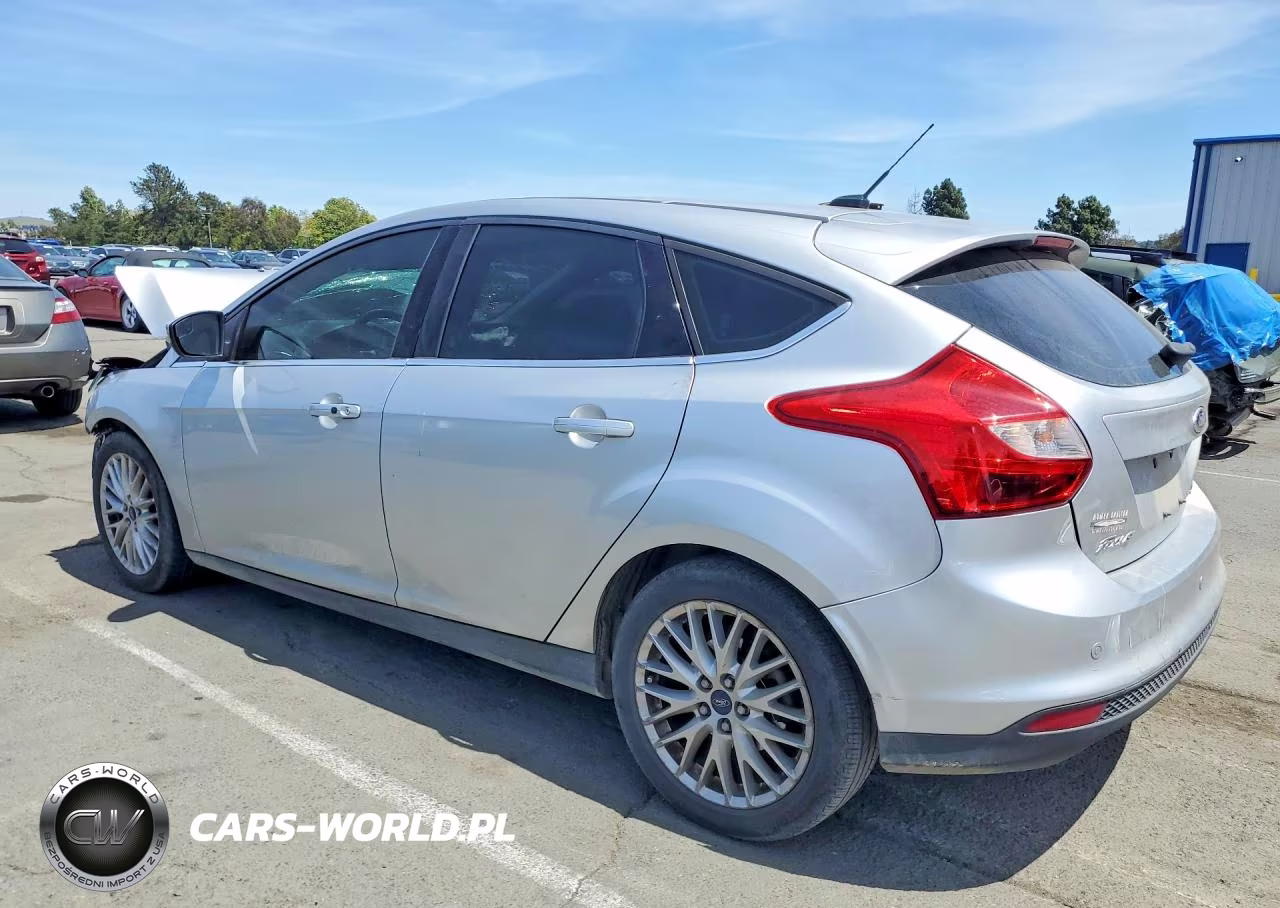 2013 Ford Focus Titanium VIN:1FADP3N24DL379216 - 2