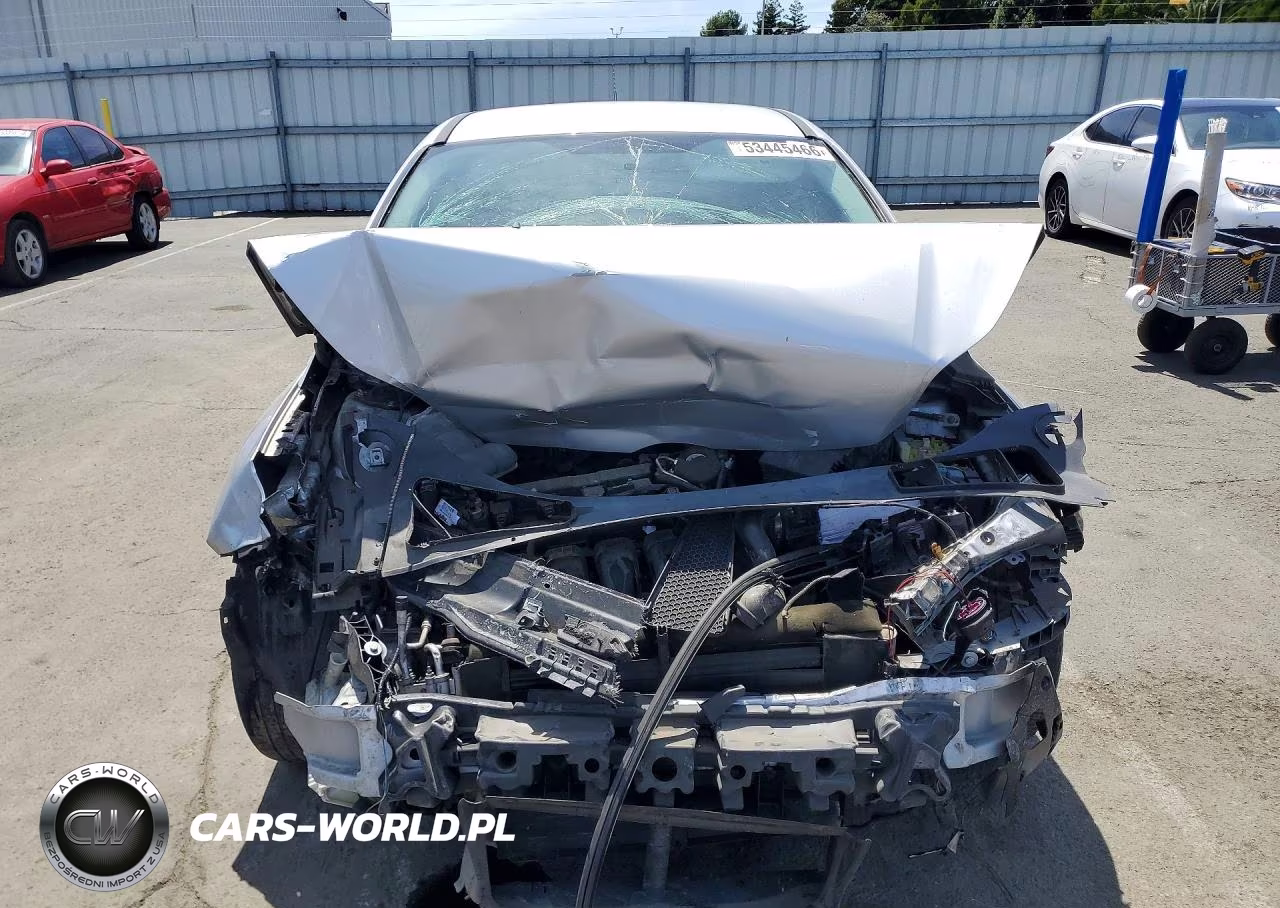 2013 Ford Focus Titanium VIN:1FADP3N24DL379216 - 5