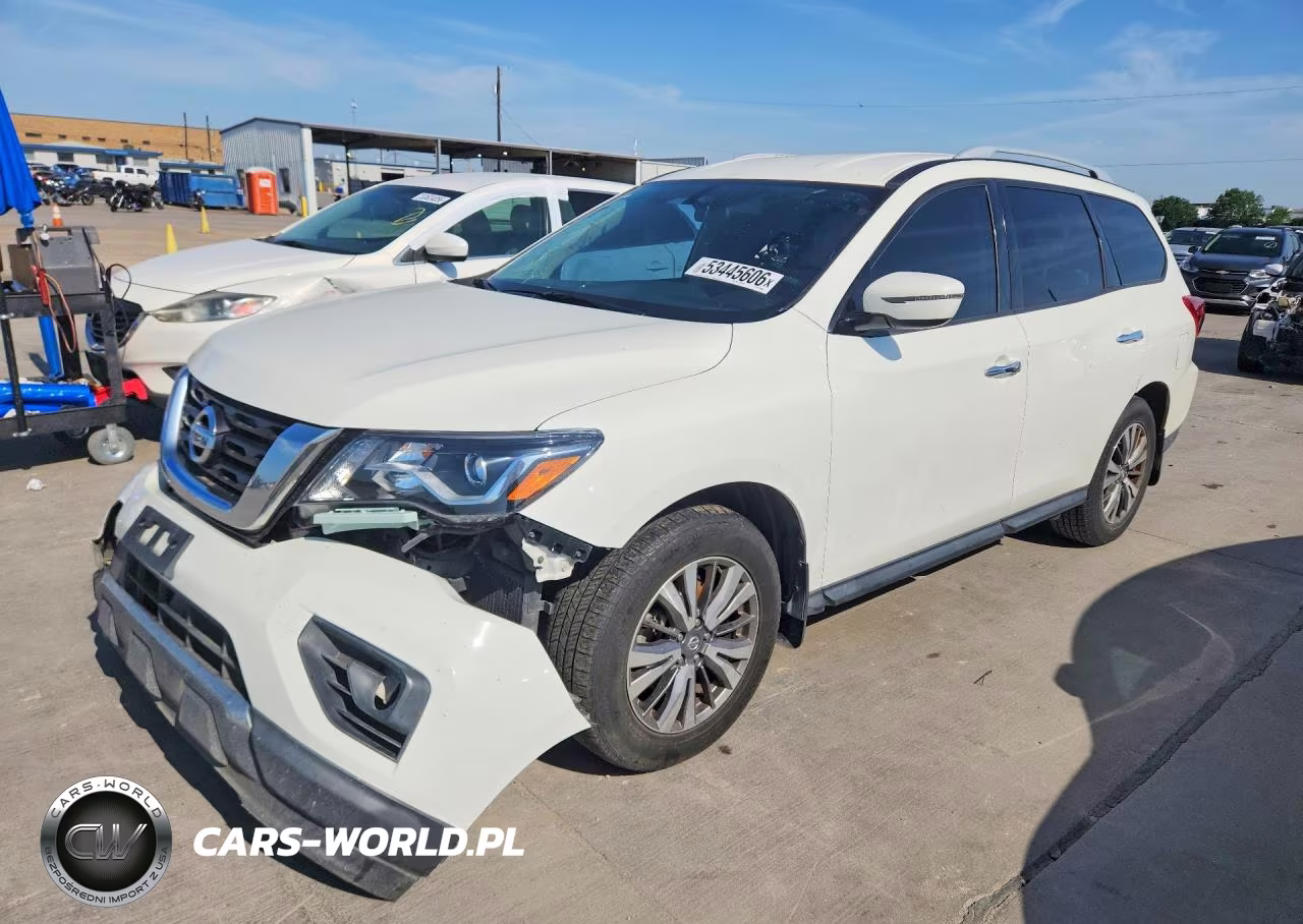 2018 Nissan Pathfinder S