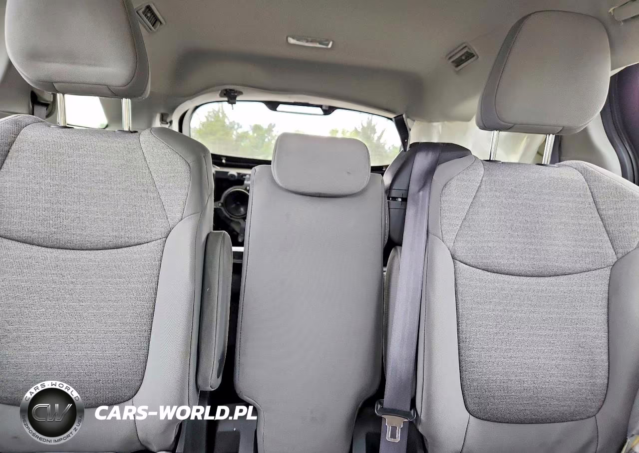 2022 Toyota Sienna Le VIN:5TDKSKFC1NS055321 - 10