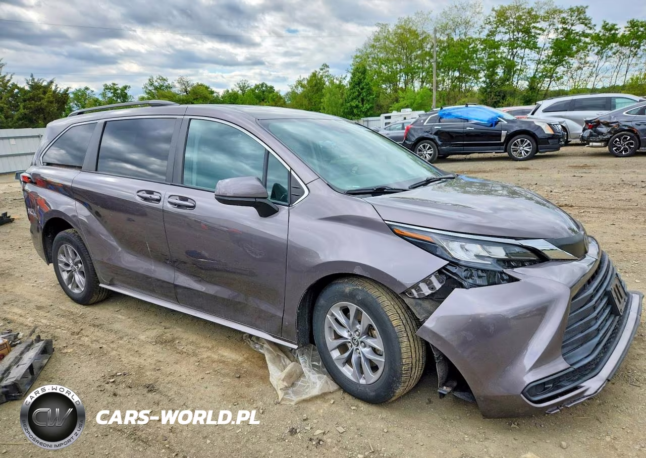2022 Toyota Sienna Le VIN:5TDKSKFC1NS055321 - 4